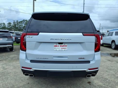New 2026 GMC Yukon Denali w/ Advanced Technology Package AWD/4WD image 6