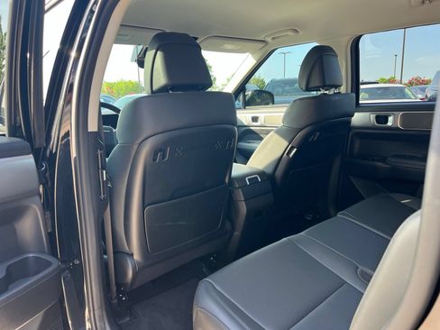 Used 2026 Hyundai Santa Fe SEL FWD image 20