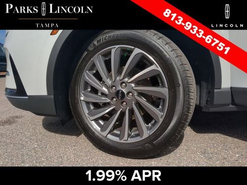 Certified 2025 Lincoln Corsair Reserve FWD image 33