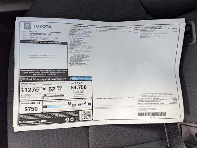 Used 2026 Toyota Prius Plug-In Hybrid FWD image 17