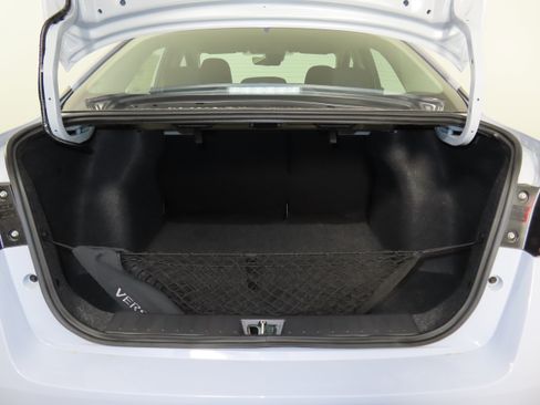 New 2025 Nissan Versa SV w/ Electronics Package FWD image 11