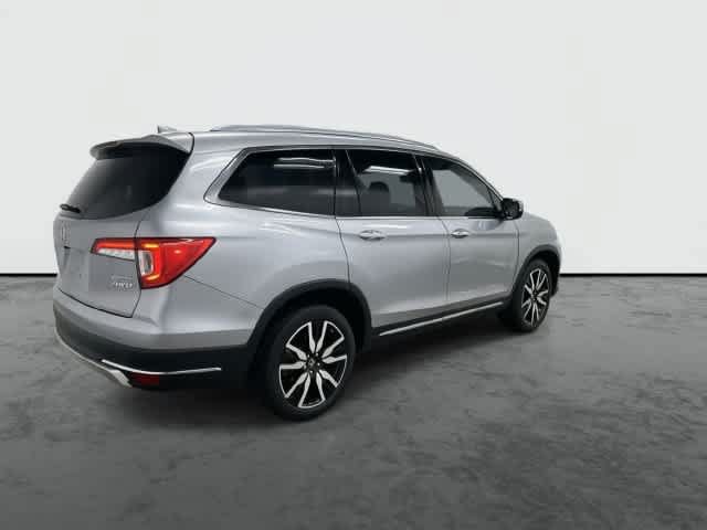 Used 2019 Honda Pilot Touring image 4