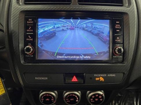 Used 2020 Mitsubishi Outlander Sport ES image 15