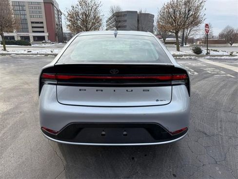 Used 2024 Toyota Prius Limited image 6