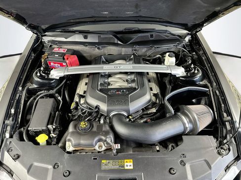 Used 2011 Ford Mustang GT Premium w/ Electronics Pkg RWD image 34