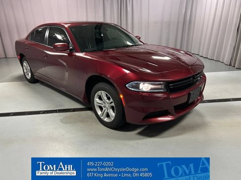 Used 2019 Dodge Charger SXT w/ Leather Interior Group RWD image 1
