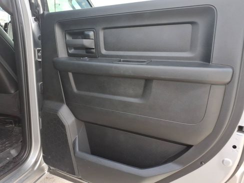 Used 2023 RAM 2500 Tradesman w/ Chrome Appearance Group AWD/4WD image 10