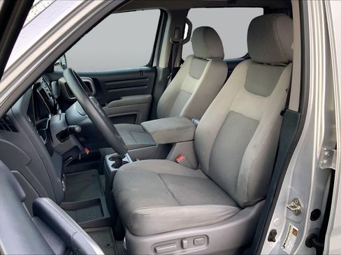 Used 2012 Honda Ridgeline RTS image 7