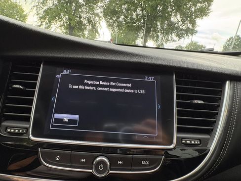 Used 2019 Buick Encore Preferred AWD/4WD image 38
