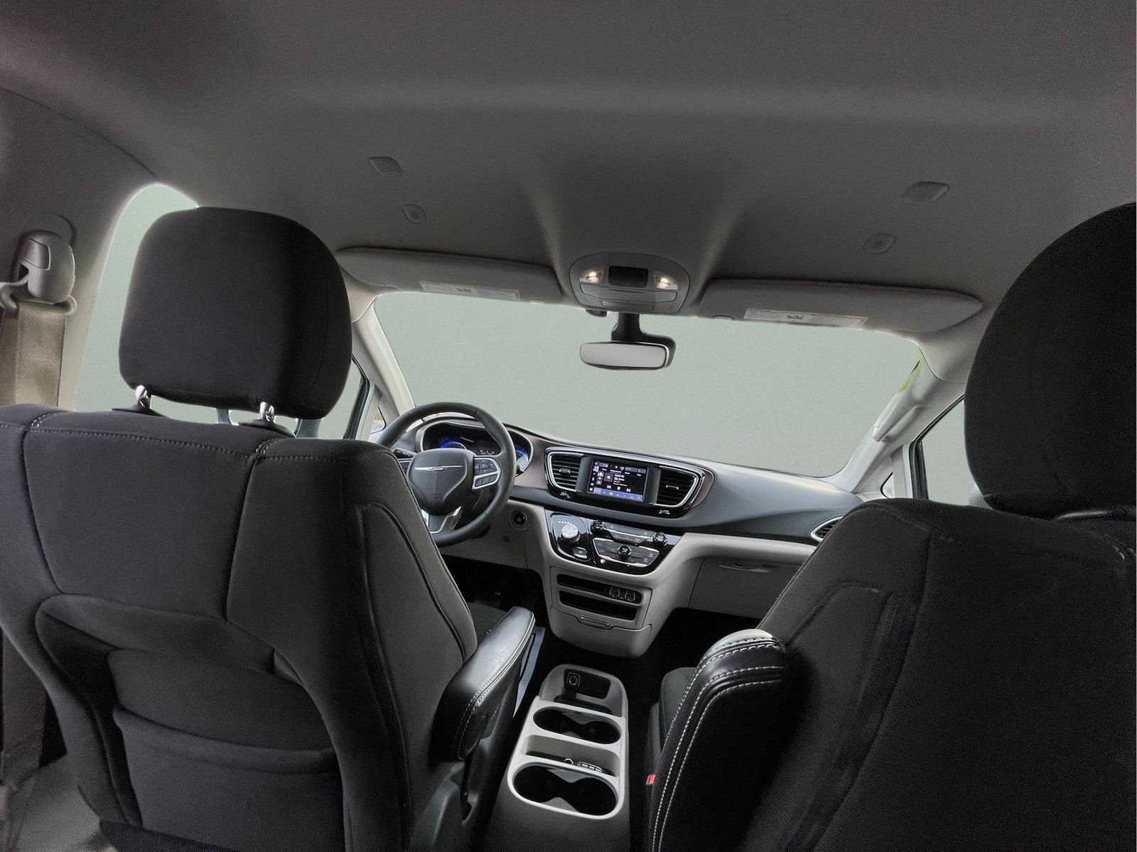 Used 2023 Chrysler Voyager LX FWD image 26