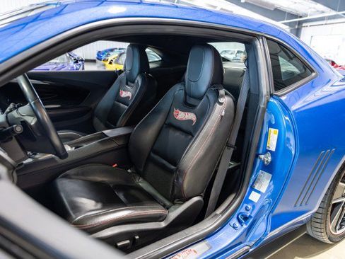 Used 2013 Chevrolet Camaro SS w/ Hot Wheels Special Edition RWD image 37