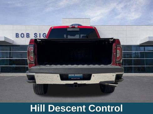 Used 2018 GMC Sierra 1500 SLT AWD/4WD image 30