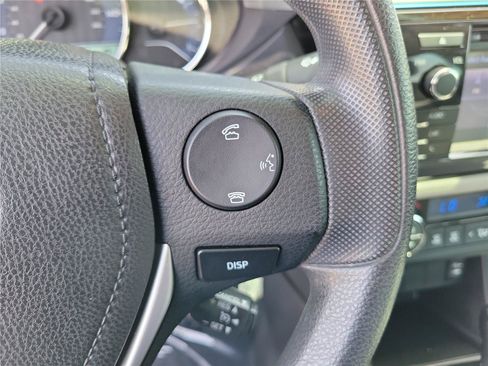 Used 2016 Toyota Corolla LE FWD image 23