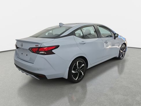 New 2025 Nissan Versa SR w/ Trunk Package image 5