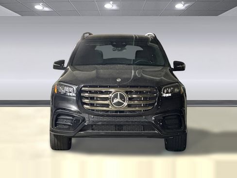 Certified 2025 Mercedes-Benz GLS 580 4MATIC image 5