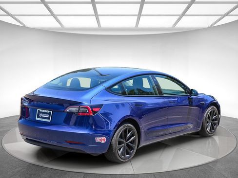Used 2023 Tesla Model 3 Standard Range RWD image 4
