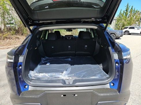 New 2025 Nissan Murano SL image 9