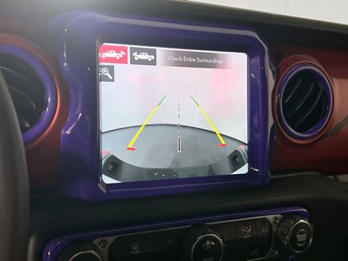 Used 2023 Jeep Gladiator Rubicon w/ LED Lighting Group image 14