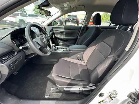 New 2025 Nissan Sentra S image 9