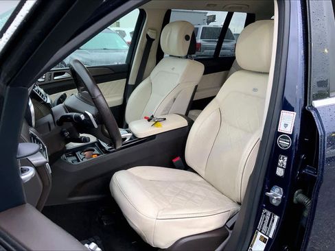 Used 2019 Mercedes-Benz GLS 450 4MATIC image 8