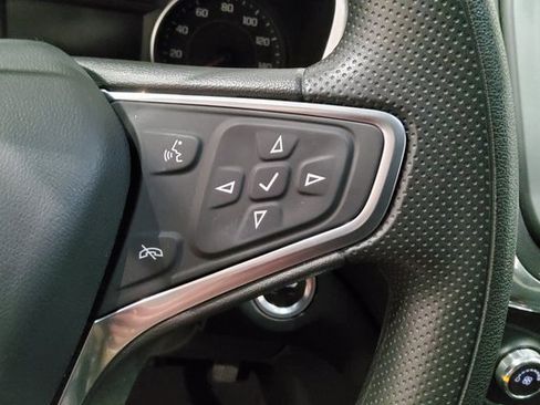 Used 2023 Chevrolet Equinox LT image 29