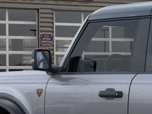 New 2025 Ford Bronco Badlands image 22
