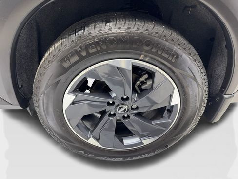 Used 2024 Nissan Rogue SV w/ SV Premium Package image 85