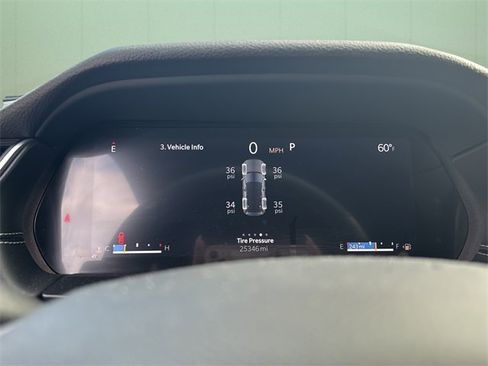 Certified 2024 Jeep Grand Cherokee Limited w/ Black Appearance Package image 28