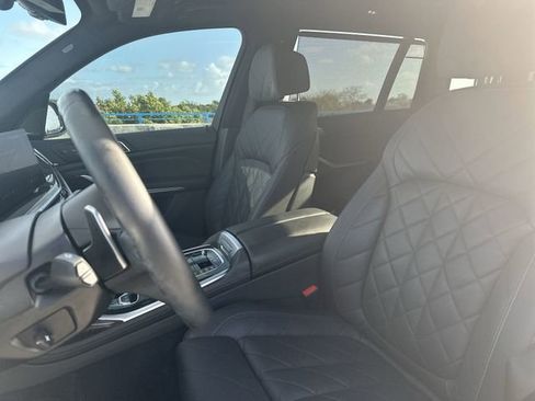 Used 2024 BMW X7 xDrive40i w/ Executive Package AWD/4WD image 23