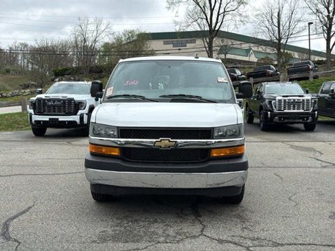 Used 2024 Chevrolet Express 2500 w/ Driver Convenience Package RWD image 3