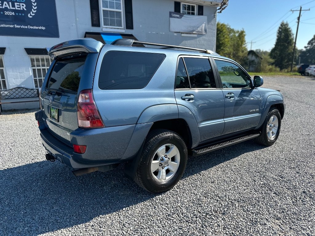 Used 2005 Toyota 4Runner Limited AWD/4WD image 2