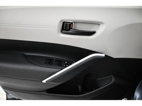 Used 2023 Toyota Corolla Cross L FWD image 10