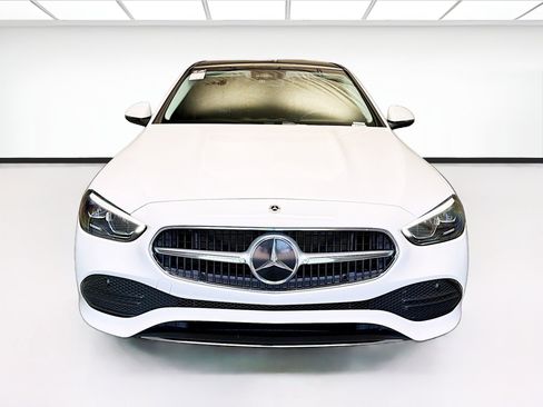 Used 2025 Mercedes-Benz C 300 Sedan image 2