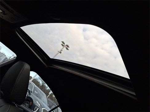 Used 2023 Lexus IS 350 F Sport image 11