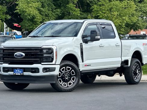 Certified 2025 Ford F250 Platinum image 1