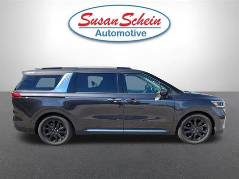 Used 2022 Kia Carnival SX FWD image 23