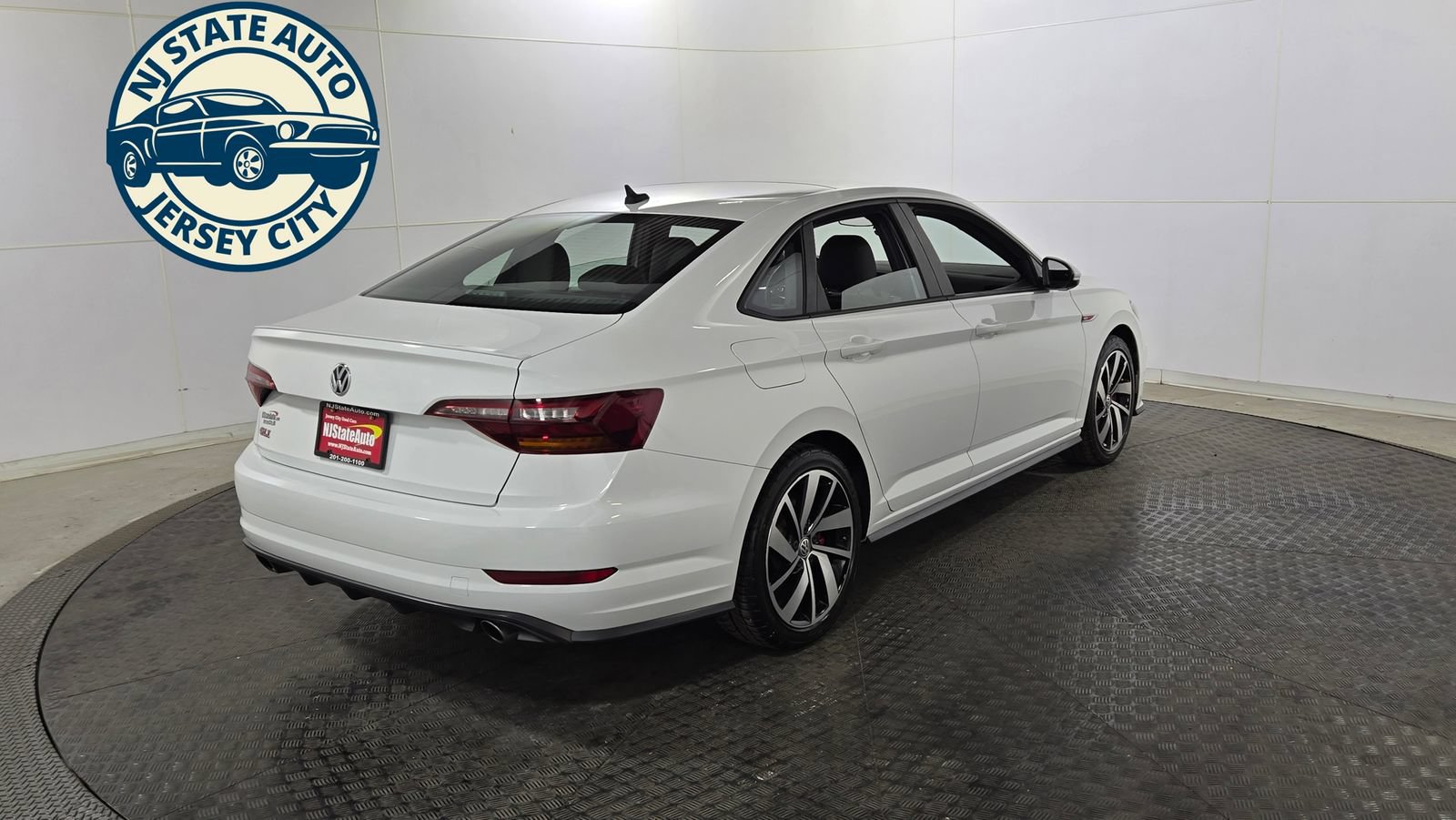 Used 2019 Volkswagen Jetta GLI Autobahn FWD image 7