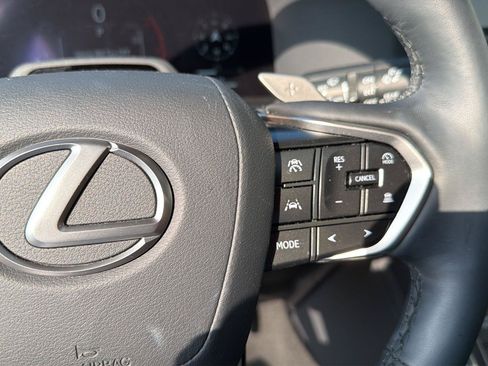 Used 2026 Lexus GX 550 w/ Accessory Package (2T) AWD/4WD image 23
