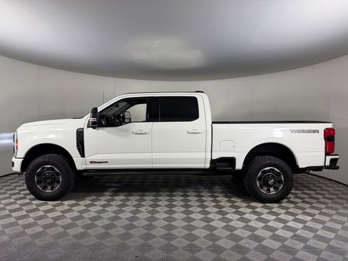 Used 2024 Ford F350 Lariat w/ Lariat Ultimate Package AWD/4WD image 11