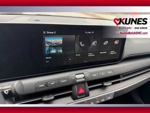 Used 2025 Kia K4 FWD image 18