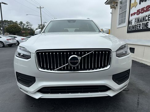 Used 2023 Volvo XC90 B5 Core AWD/4WD image 2