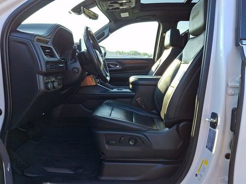 Used 2021 Chevrolet Tahoe High Country w/ Premium Package AWD/4WD image 17