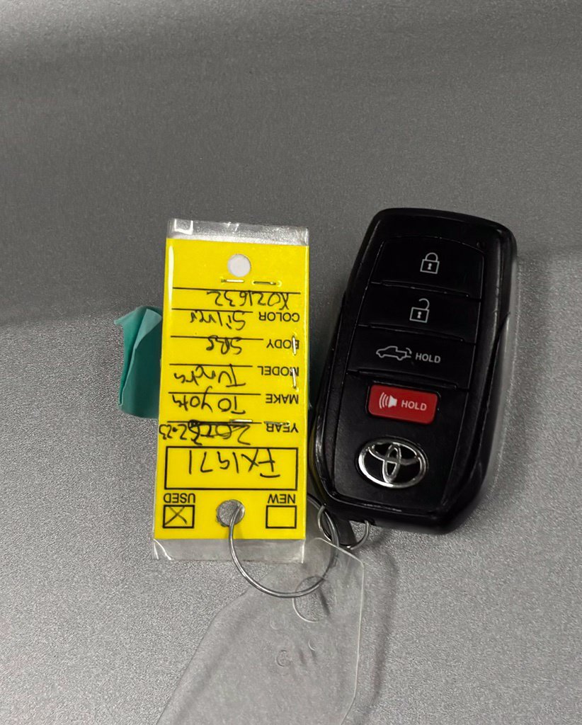 Used 2023 Toyota Tundra SR5 w/ SR5 Convenience Package RWD image 27