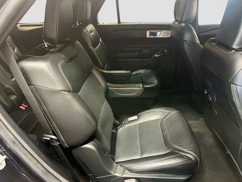 Used 2022 Ford Explorer ST w/ Equipment Group 401A image 29