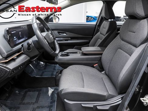 Used 2023 Nissan Ariya FWD image 35