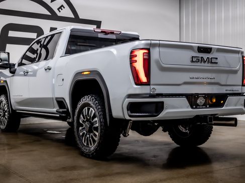 Used 2026 GMC Sierra 2500 Denali Ultimate AWD/4WD image 37