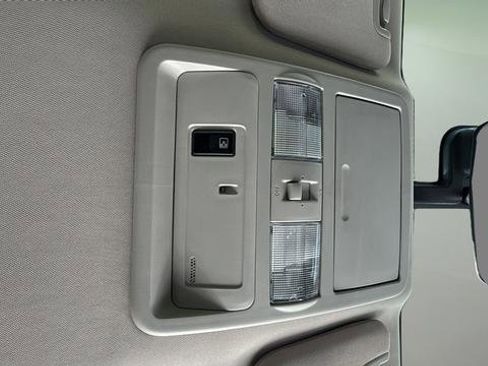 Used 2017 Nissan Titan PRO-4X AWD/4WD image 22