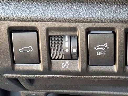 Certified 2024 Subaru Outback Premium AWD/4WD image 27