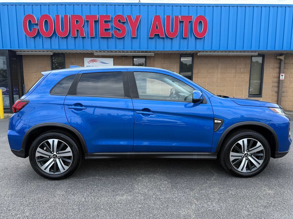 Used 2021 Mitsubishi Outlander Sport Black Edition AWD/4WD image 12