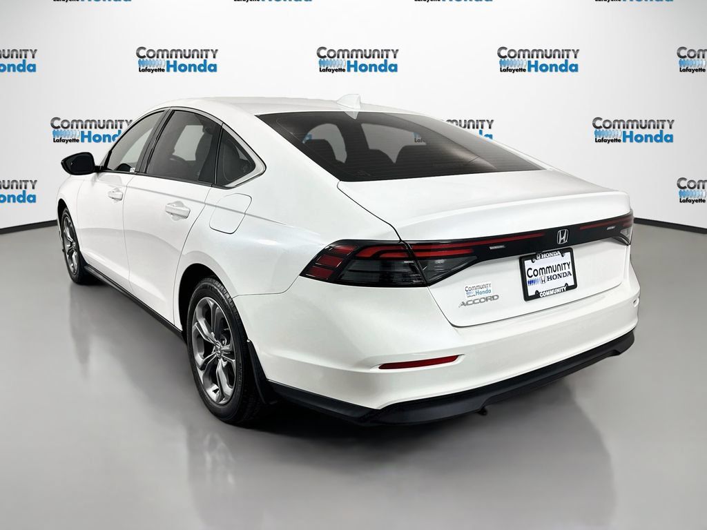 Used 2023 Honda Accord EX image 7